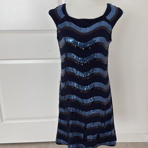 ❤️❤️SOLD❤️❤️Blue Sequin Black and blue wavy Stripe Mid Dress